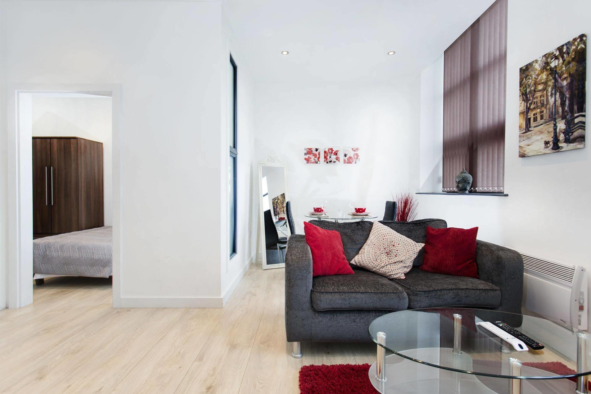 Orchard & Avenue Serviced Apartments Bradford  Exterior photo