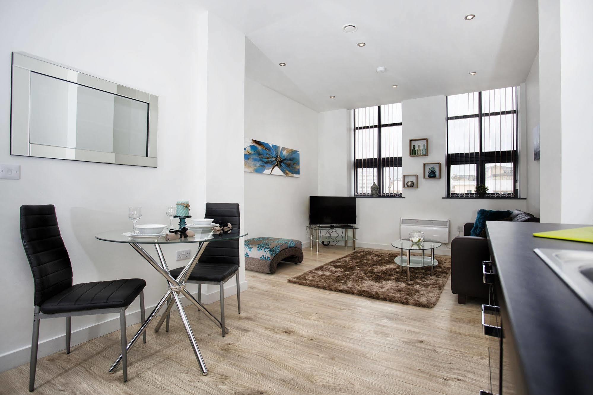 Orchard & Avenue Serviced Apartments Bradford  Exterior photo