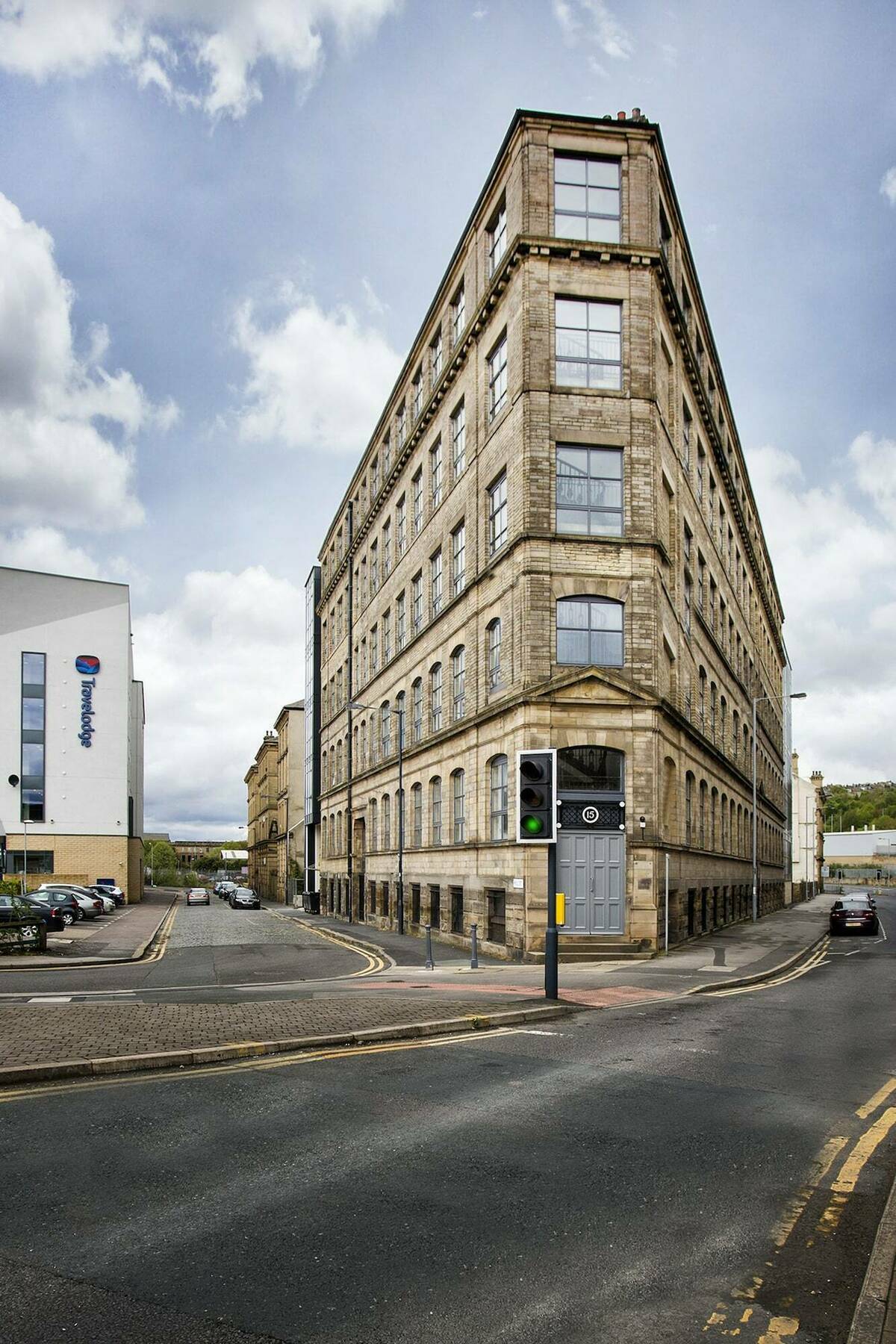 Orchard & Avenue Serviced Apartments Bradford  Exterior photo